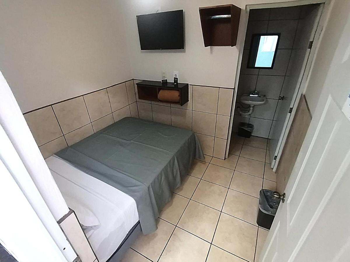 Hotel Hcm Guadalajara Dış mekan fotoğraf