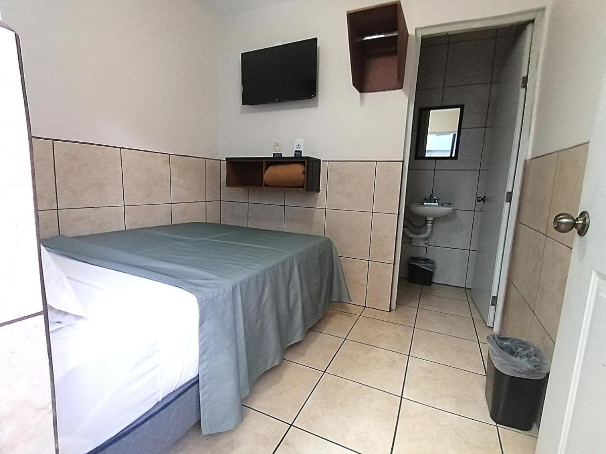 Hotel Hcm Guadalajara Dış mekan fotoğraf